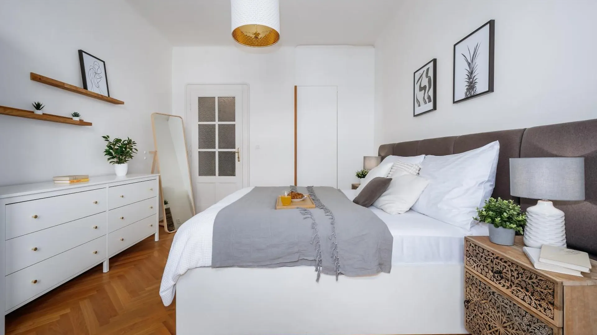 Prague Days - 1Bdr Apt - Workspace - Near Prague Castle Czech Republic